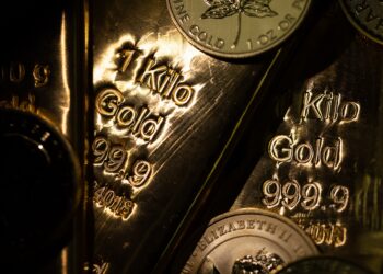 Ouro cai após declarações do secretário do Tesouro dos EUA