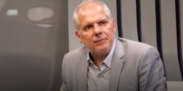 PF investiga R$ 6,3 bi em fraudes no INSS; presidente afastado