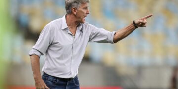 “VAR no Futebol: CBF e a Metáfora da Ferrari Cega” 1 “VAR no Futebol: CBF e a Metáfora da Ferrari Cega”