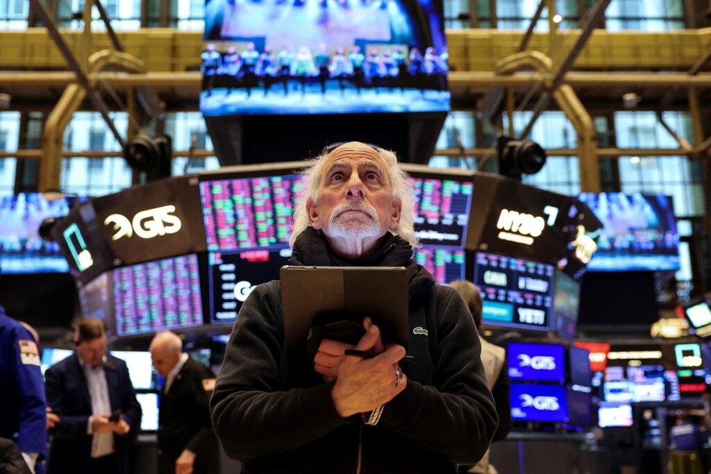 Wall Street se valoriza com alta tecnologia e alívio tarifário Wall Street se valoriza com alta tecnologia e alivio tarifario