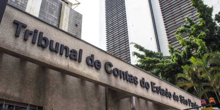 Prédio sede do TCE-SP. Falando sobre o concurso do TCE SP.