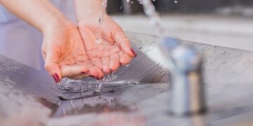 Lei institui Tarifa Social de Água e Esgoto com desconto de até 50% para famílias de baixa renda 1 Lei institui Tarifa Social de Água e Esgoto com desconto de até 50% para famílias de baixa renda