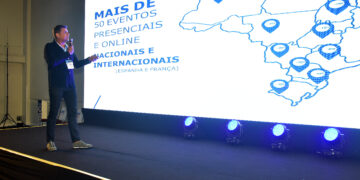 Evento de geração distribuída chega ao Rio de Janeiro e firma compromisso com a energia limpa 17 Evento de geração distribuída chega ao Rio de Janeiro e firma compromisso com a energia limpa