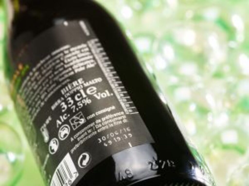 Mercado de bebidas falsificadas no Brasil movimenta bilhões e ameaça saúde pública Bebidas falsificadas brasil 1