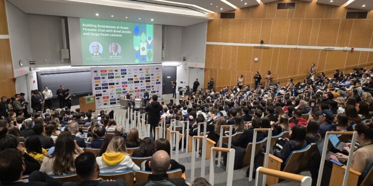 Brazil Conference 2025 reuniu geração de lideranças em Massachusetts para discutir transformações para o Brasil 18 Brazil Conference 2025 reuniu geração de lideranças em Massachusetts para discutir transformações para o Brasil Brazil conference 2025.2