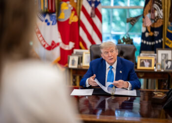 Donald Trump anuncia o cessar-fogo entre Israel e Irã