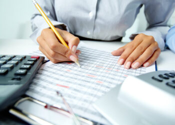 Reforma Tributária muda estrutura de impostos e traz impacto potencial ao Simples Nacional