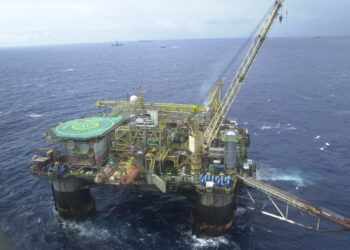 Brasil retoma embarques de petróleo aos EUA após isenção de tarifas