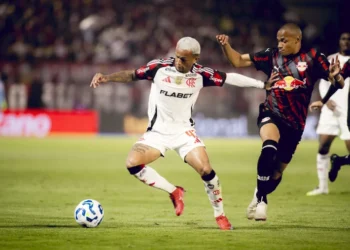 Rodada movimentada do Brasileirão tem liderança mantida, virada do Palmeiras e vitória decisiva do Flamengo