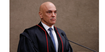Governo Trump revoga vistos de Alexandre de Moraes e aliados