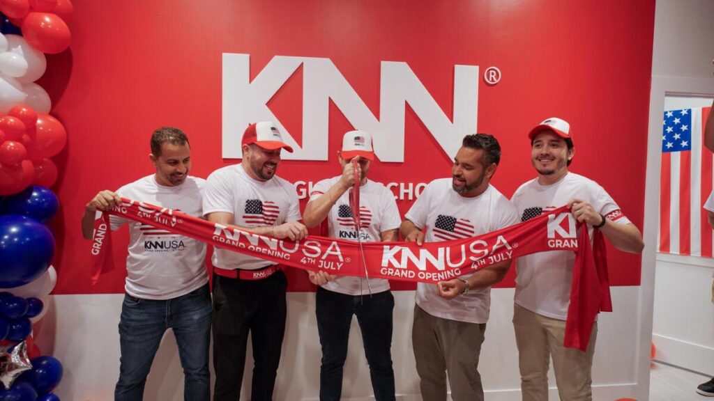 Rede brasileira de idiomas inaugura primeira unidade internacional em Orlando KNN Idiomas 1