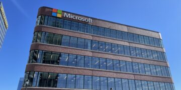 Microsoft registra salto com serviços de nuvem e bate recorde de gastos com IA 1 Microsoft registra salto com serviços de nuvem e bate recorde de gastos com IA
