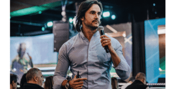 Pyero Tavolazzi organiza evento inédito nos EUA reunindo empresários e investidores brasileiros milionários e bilionários 16 Pyero Tavolazzi organiza evento inédito nos EUA reunindo empresários e investidores brasileiros milionários e bilionários