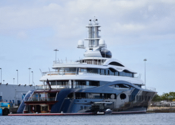 Suposto Iate multimilionário avaliado em US$ 300 milhões de Mark Zuckerberg gera revolta nas redes