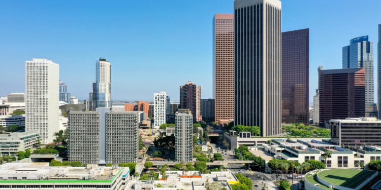 Mercado Imobiliário da Flórida Desacelera, Mas Continua Atraente Para Investidores com Visão Estratégica 16 Mercado Imobiliário da Flórida Desacelera, Mas Continua Atraente Para Investidores com Visão Estratégica mercado imobiliario Florida