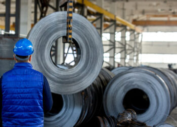 Governo prorroga alíquota de 25% sobre importação de produtos processados em aço