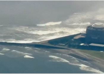 Tsunami atinge Rússia, Japão e EUA após forte terremoto no Pacífico