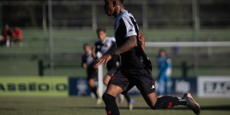 Vasco Está Eliminado da Sul-Americana Após Goleada e Vaias: Fim Melancólico para a Principal Meta da Temporada 14 Foto: Vasco da Gama