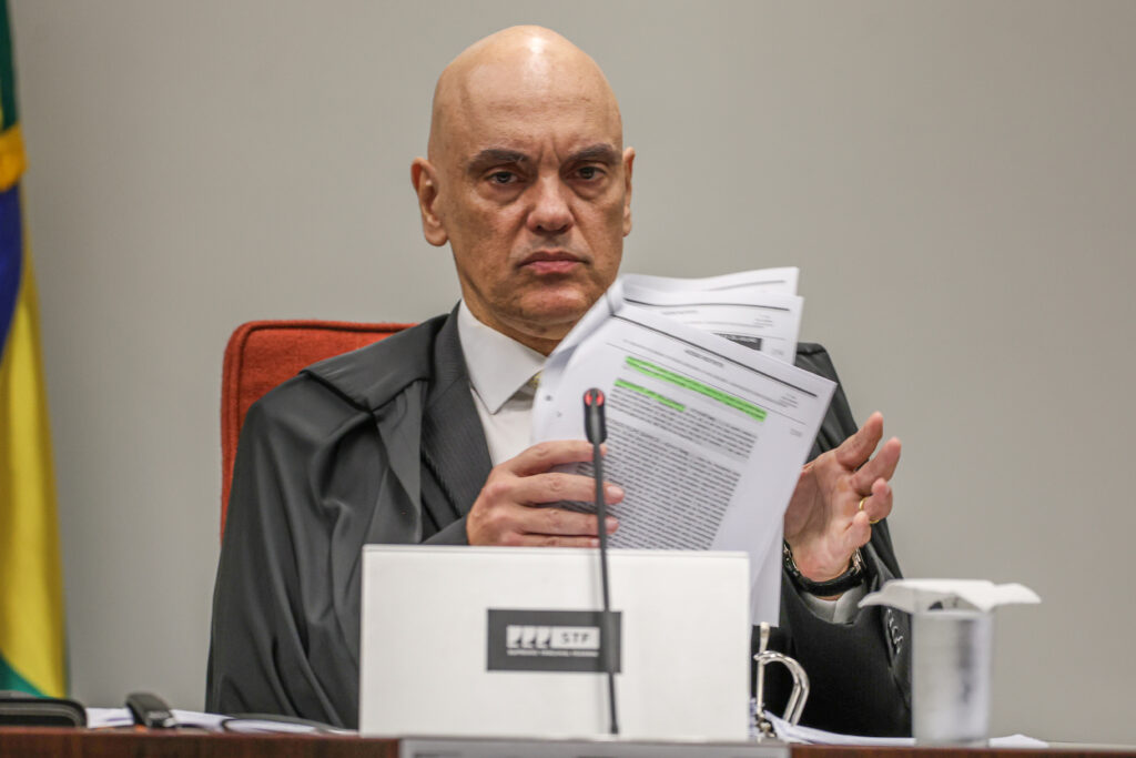 Em entrevista ao The Washington Post, Alexandre de Moraes diz que a possibilidade de recuo é zero Alexandre de Moraes diz em entrevista ao The Washington Post que nao ha chances de recuo