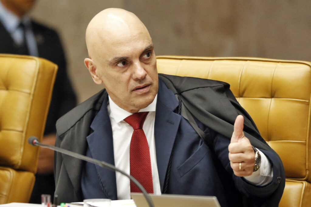 Em entrevista à Reuters, Moraes diz confiar em reversão das sanções impostas por Trump contra ele Alexandre de Moraes entrevista a Reuters