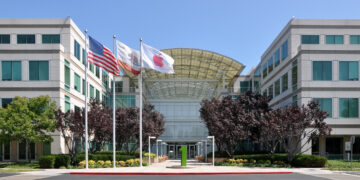 Apple anuncia investimento bilionário em Inteligência Artificial para disputar liderança com Microsoft e Google 1 Apple anuncia investimento bilionário em Inteligência Artificial para disputar liderança com Microsoft e Google