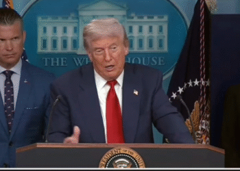 Trump diz que Brasil é “péssimo parceiro comercial” e chama processo contra Bolsonaro de “execução política”