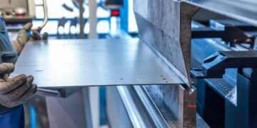 EUA impõem direitos antidumping (tarifas adicionais) contra 10 países no setor siderúrgico; Brasil está na lista