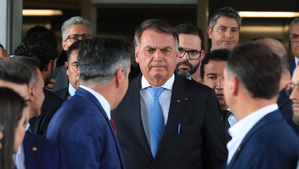 PGR recomenda reforço policial em tempo integral na casa de Jair Bolsonaro PGR recomenda reforco Jair Bolsonaro