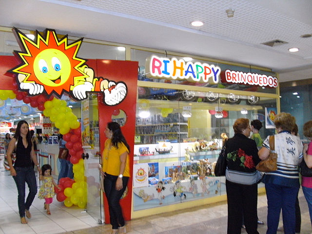 Grupo Ri Happy abre 1.300 vagas temporárias para atender aumento sazonal Ri Happy
