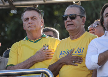 PF anexa áudios de Malafaia com Bolsonaro; pastor é apontado como orientador de ações da família