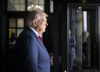 Donald Trump exige retirada imediata de moradores de rua de Washington, D.C., e promete plano para “capital mais segura e bonita”