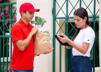 Fhoresp orienta empresários a criar alternativas próprias de delivery diante da concorrência do iFood