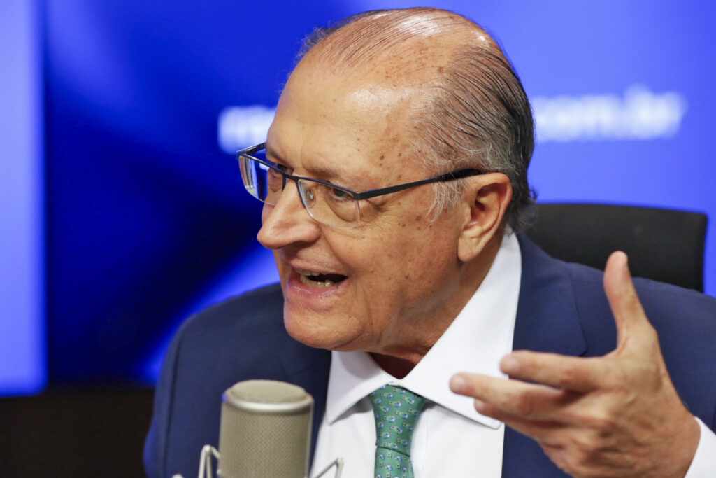 Plano de Contingência contra tarifaço dos EUA será anunciado até terça, diz Alckmin ministro do Desenvolvimento Industria Comercio e Servicos Geraldo Alckmin Tarifaco