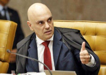 Moraes vota por 27 anos e 3 meses de prisão em regime fechado para Bolsonaro 15 Moraes vota por 27 anos e 3 meses de prisão em regime fechado para Bolsonaro
