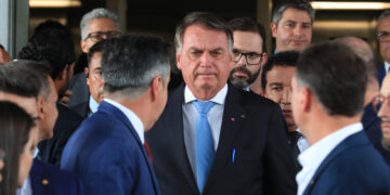 Moraes autoriza Bolsonaro a deixar prisão domiciliar para procedimento médico 1 Moraes autoriza Bolsonaro a deixar prisão domiciliar para procedimento médico