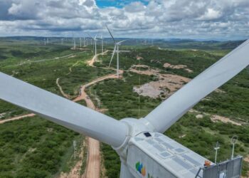 Indústria brasileira amplia uso de fontes renováveis de energia, aponta Balanço Energético Nacional