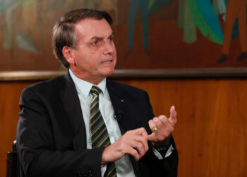 Imprensa internacional repercute julgamento histórico de Jair Bolsonaro