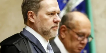 STF: Ministro Dias Toffoli dá prazo de dez dias para Câmara se manifestar sobre a “PEC da Blindagem” 1 STF: Ministro Dias Toffoli dá prazo de dez dias para Câmara se manifestar sobre a “PEC da Blindagem”