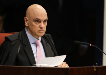 🔴 AO VIVO | Trama golpista: Moraes vota por manter delação premiada de Mauro Cid