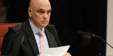 🔴 AO VIVO | Trama golpista: Moraes vota por manter delação premiada de Mauro Cid 1 🔴 AO VIVO | Trama golpista: Moraes vota por manter delação premiada de Mauro Cid