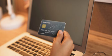 Smiles amplia acesso à Categoria Prata para clientes do cartão GOL Smiles Visa Infinite cartao de credito 1 1 1