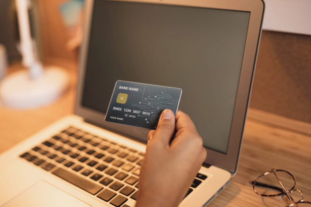 Cartão de Crédito Consignado Ganha Espaço e Movimenta Mais de R$ 100 Bi em 2024 cartao de credito 1 1