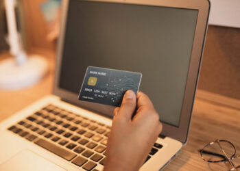 Cartão de Crédito Consignado Ganha Espaço e Movimenta Mais de R$ 100 Bi em 2024