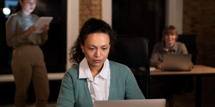 Empresas Invisíveis: o crescimento silencioso dos negócios digitais no Brasil 16 Foto: Reprodução/ Freepik