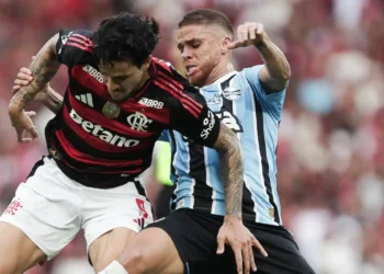 Flamengo empata com Grêmio e vê liderança do Brasileirão ameaçada