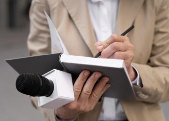 Prêmio ICL de Jornalismo 2025 recebe inscrições até 30 de setembro