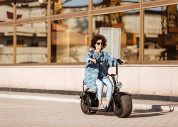 O mercado de motos elétricas no Brasil cresce em ritmo acelerado