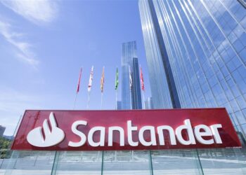 Santander permite realizar Pix com limite do cartão de crédito