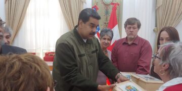 Venezuela anuncia envio de 25 mil soldados em resposta à presença militar dos EUA no Caribe 1 Venezuela anuncia envio de 25 mil soldados em resposta à presença militar dos EUA no Caribe