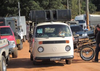 O carro de som como ferramenta de expressão política